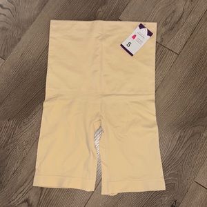 High Waisted Shaper Shorts NWT size Small